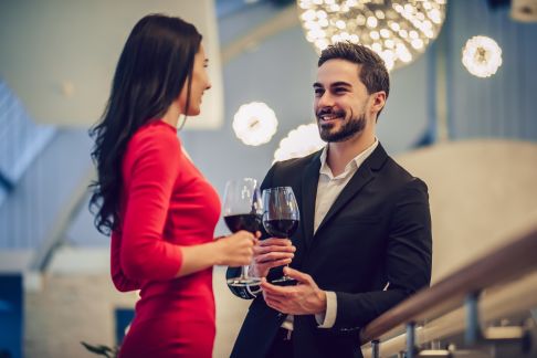 dating seite um reife frauen kennenzulernen